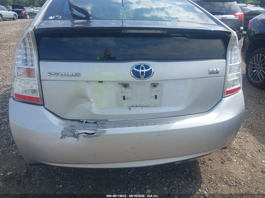 2010 TOYOTA PRIUS auction photo 6