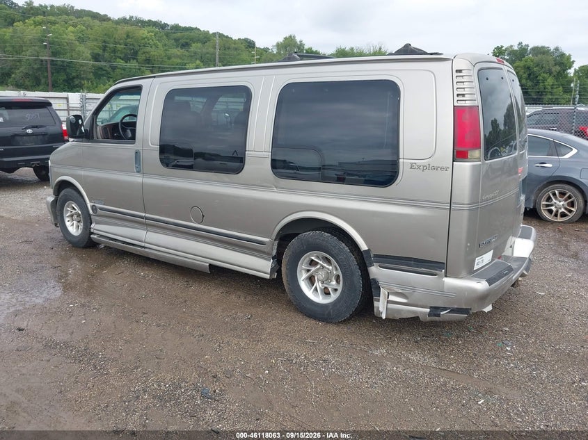 2002 CHEVROLET EXPRESS auction photo 3