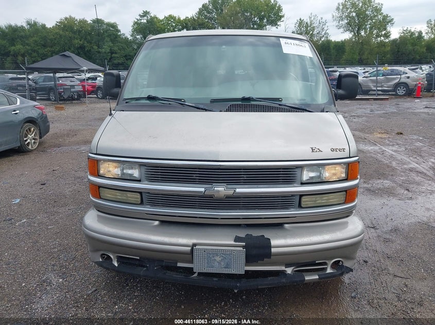 2002 CHEVROLET EXPRESS auction photo 6