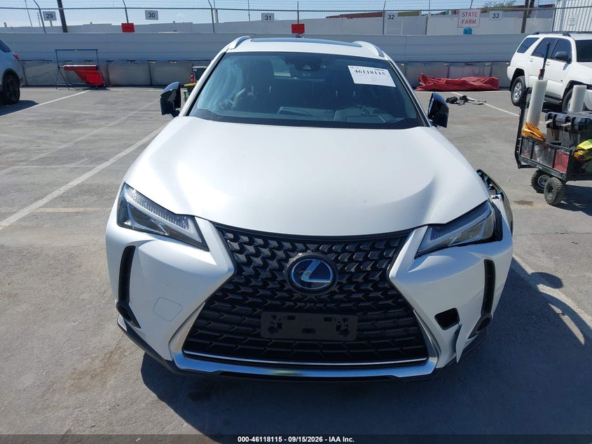 LEXUS UX 250H - zdjęcie 12