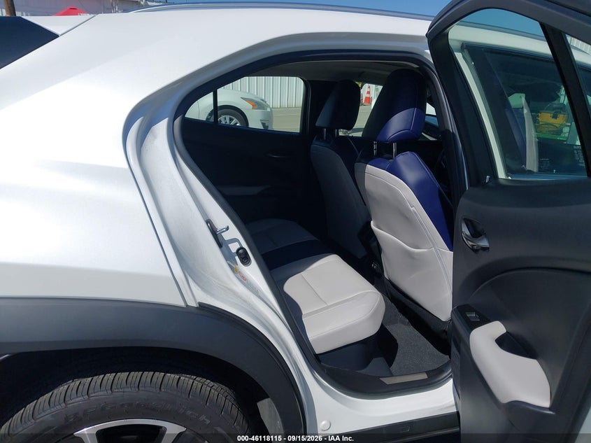 LEXUS UX 250H - zdjęcie 8