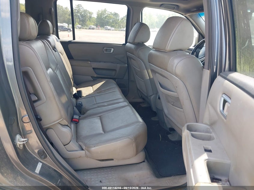 2010 HONDA PILOT auction photo 8