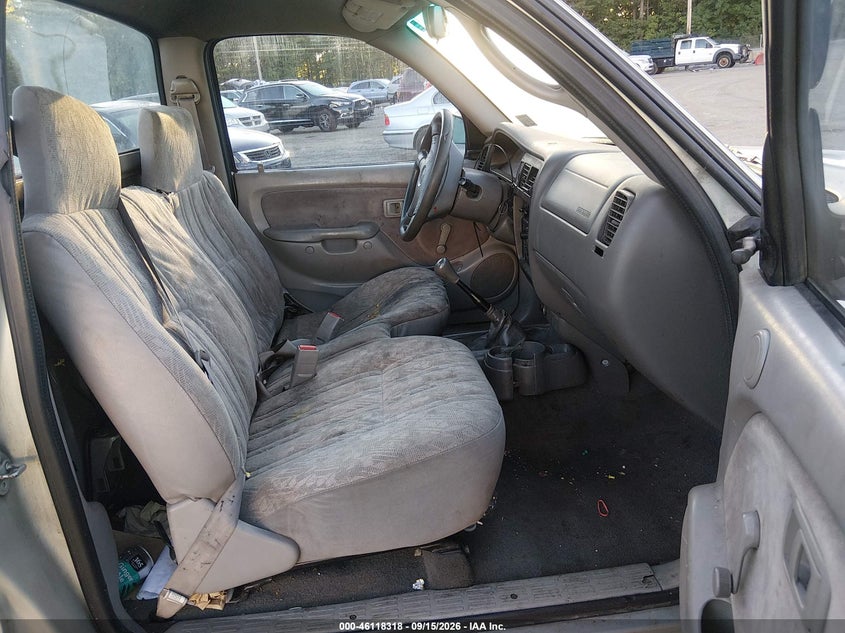 2001 TOYOTA TACOMA auction photo 5