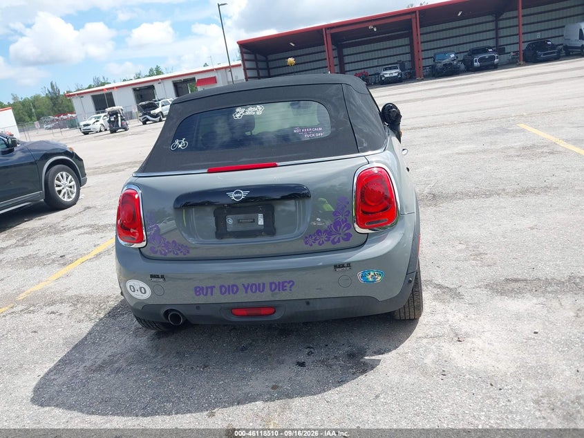 2019 MINI CONVERTIBLE COOPER · Фото 16