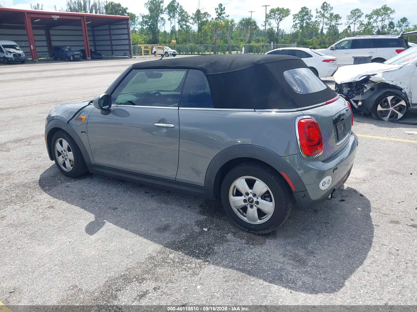 2019 MINI CONVERTIBLE COOPER · Фото 3