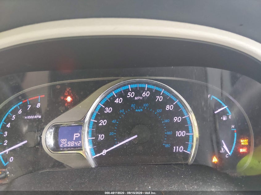 2014 TOYOTA SIENNA auction photo 7