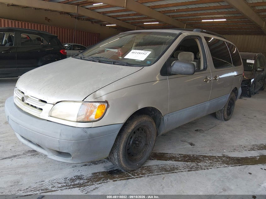 2002 Toyota Sienna, Звичайний знос, IAAI, VIN 4T3ZF19C72U499077 — фото 2