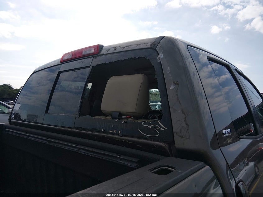 2011 TOYOTA TUNDRA auction photo 6
