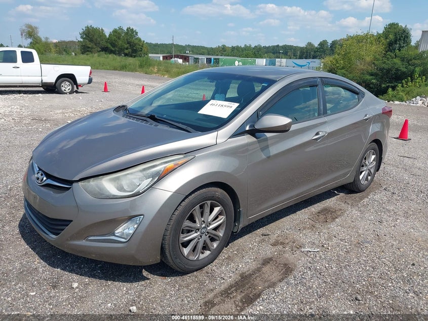 2015 HYUNDAI ELANTRA auction photo 2