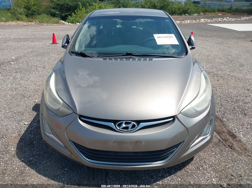 2015 HYUNDAI ELANTRA auction photo 6