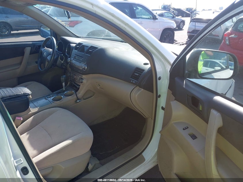 2009 TOYOTA HIGHLANDER auction photo 5