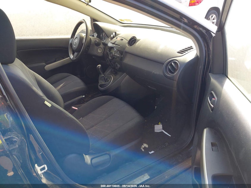 2013 MAZDA MAZDA2 SPORT · Фото 5