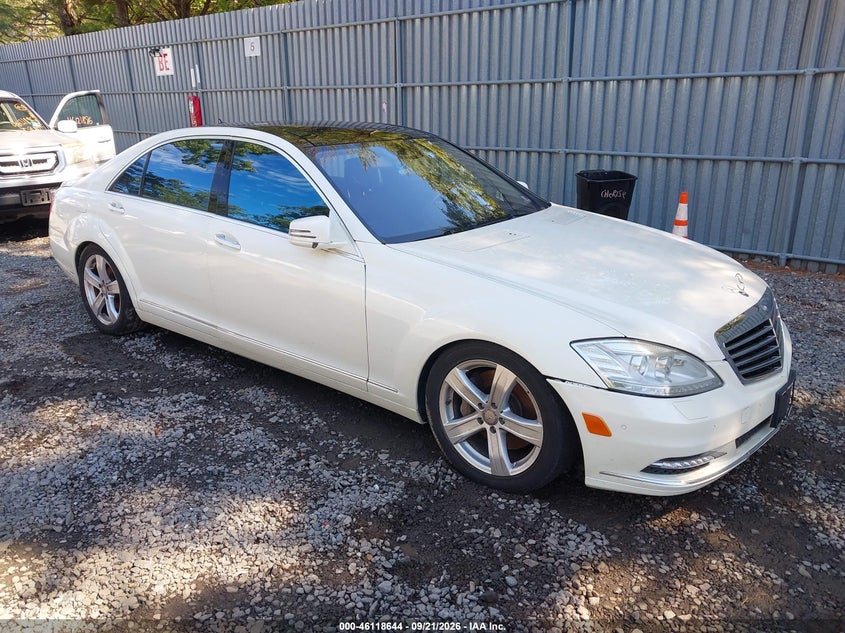 Vin: wddng8gb4aa347792, lot: 46618364, mercedes-benz s 550 4matic 2010 img_1