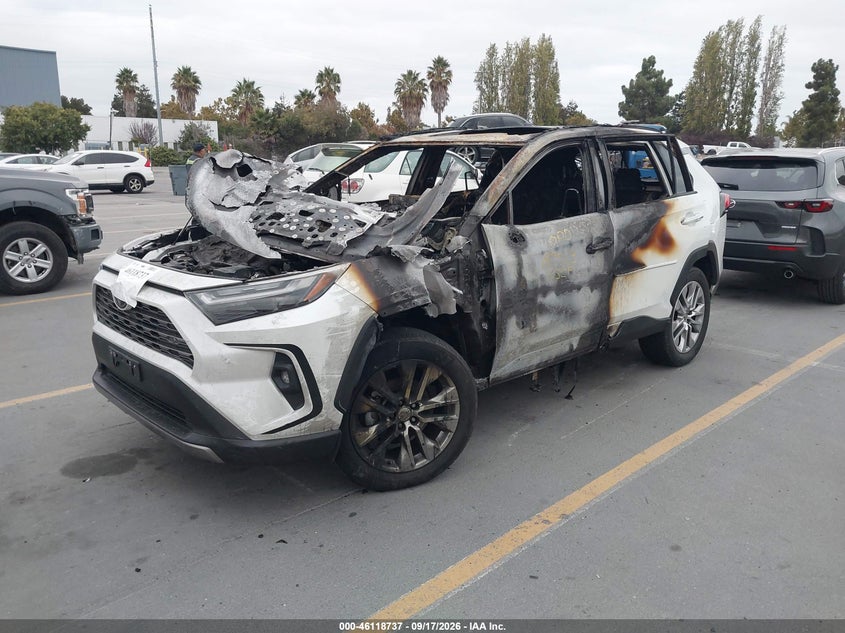 Vin: 2t3y1rfv3pw239023, lot: 46618457, toyota rav4 limited 20232
