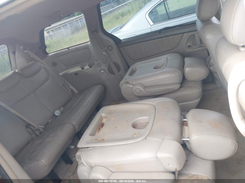 TOYOTA SIENNA 2004 VIN 5TDZA22C54S012929