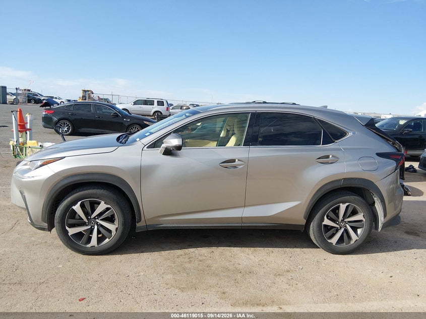 LEXUS NX 300 - zdjęcie 14