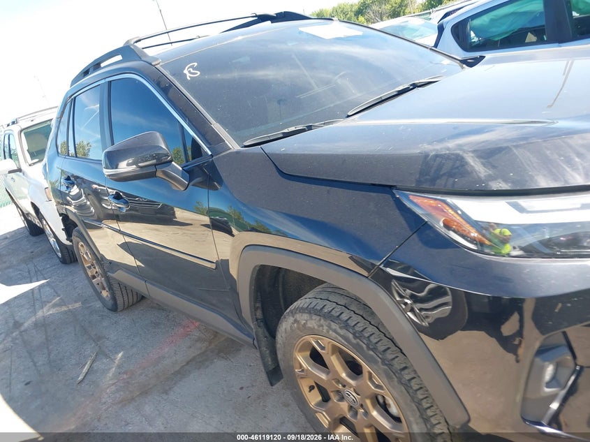 TOYOTA RAV4 HYBRID - zdjęcie 14
