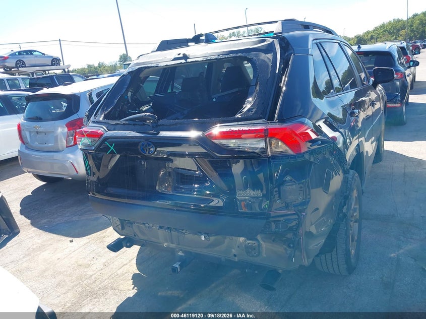 TOYOTA RAV4 HYBRID - zdjęcie 17