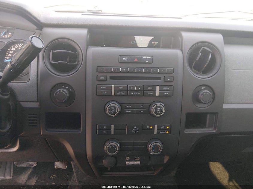 2013 FORD F-150 STX · Фото 18