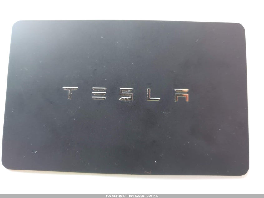 TESLA MODEL 3 - zdjęcie 10