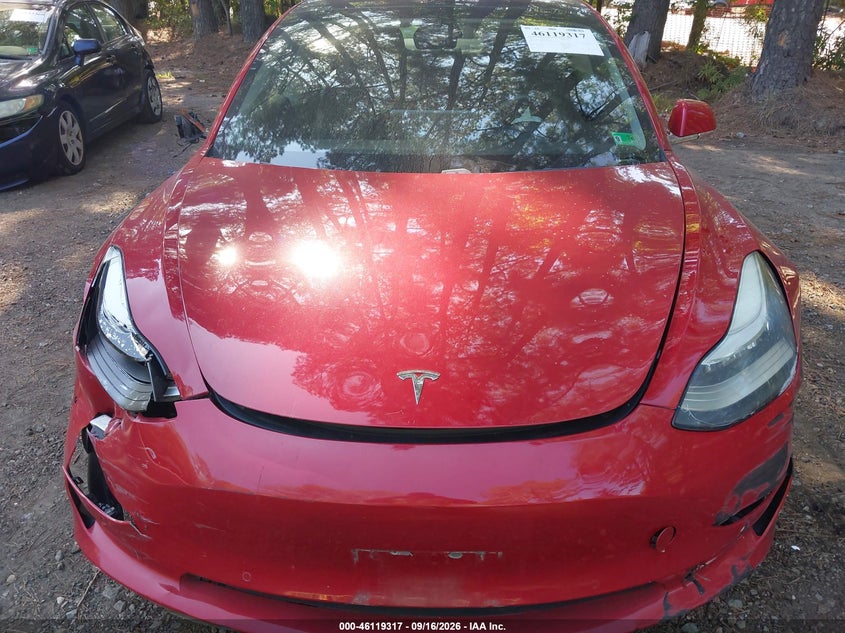 TESLA MODEL 3 - zdjęcie 11