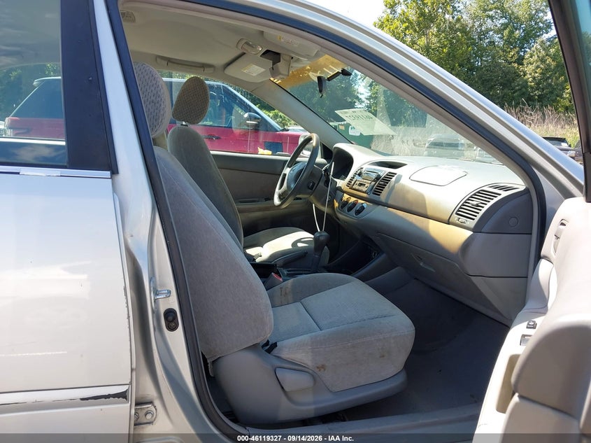 TOYOTA CAMRY 2003 VIN 4T1BE32K33U135427