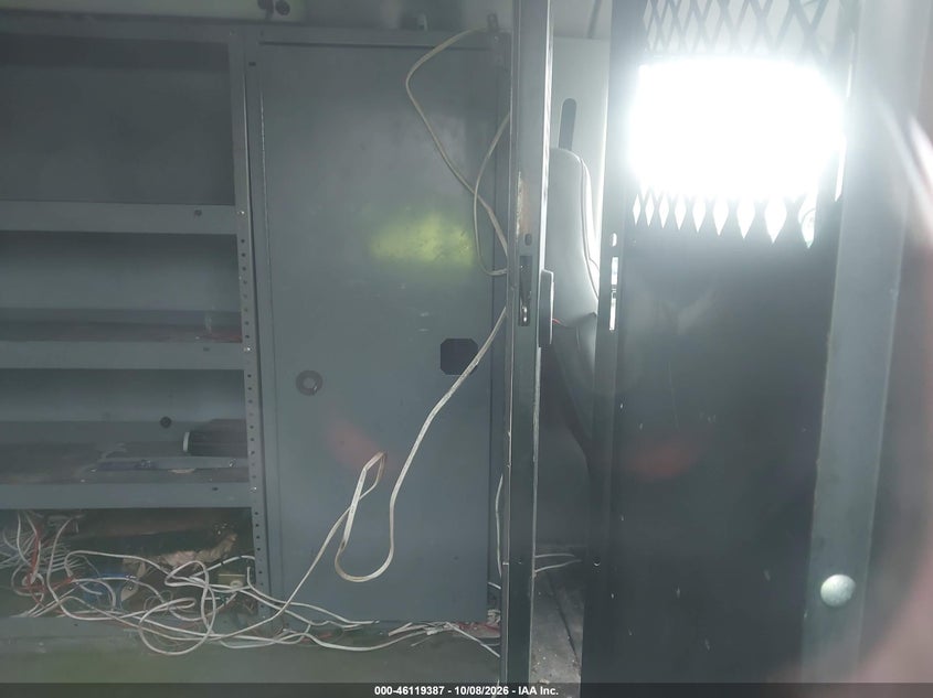 FORD E-150 2005 VIN 1FTRE14W25HA07585