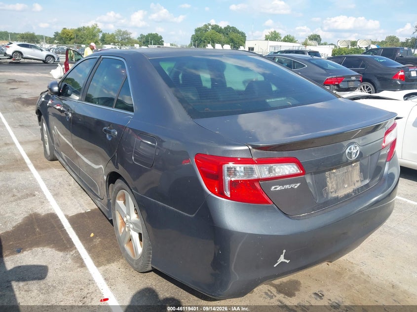 Vin: 4t1bf1fk0du287047, lot: 46619121, toyota camry se 20133