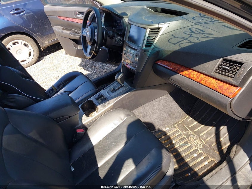 2011 SUBARU OUTBACK auction photo 5