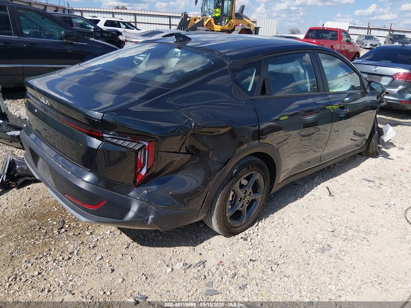 Vin: 3kpft4de1te329669, lot: 46619319, kia k4 lxs 20264