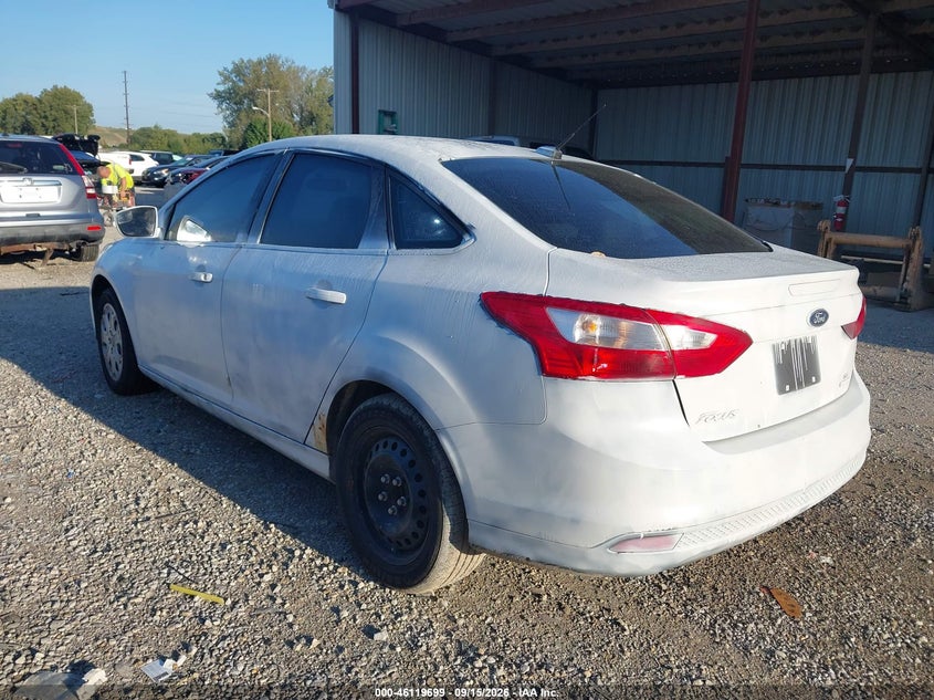Vin: 1fadp3f22dl328098, lot: 46619419, ford focus se 20133