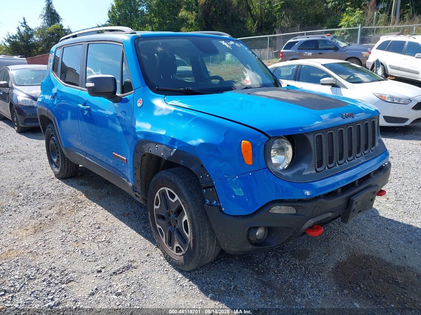 2015 JEEP RENEGADE auction photo 6