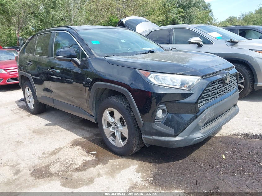 TOYOTA RAV4 - zdjęcie 1