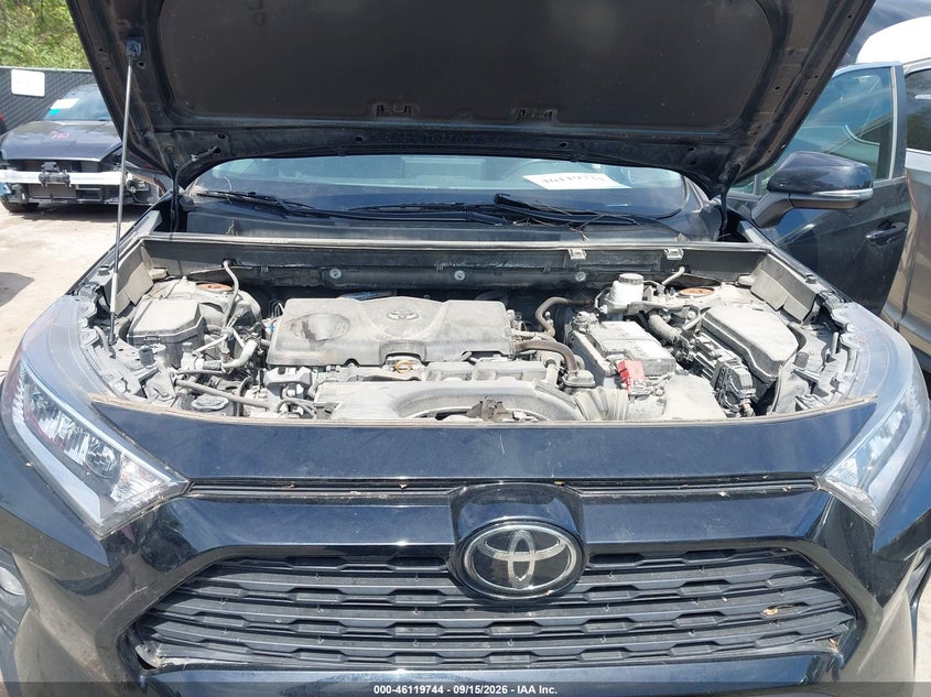 TOYOTA RAV4 - zdjęcie 10