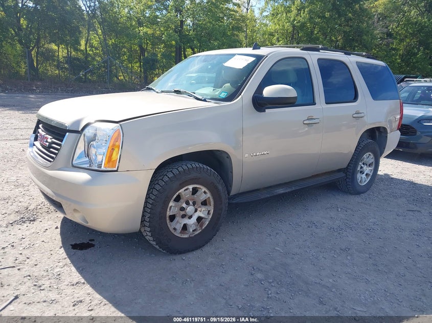 2007 GMC YUKON auction photo 2