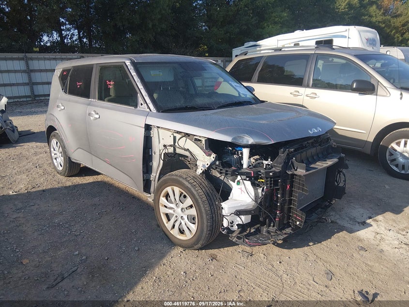 Vin: kndj23au4n7834742, lot: 46619496, kia soul lx 2022 img_1