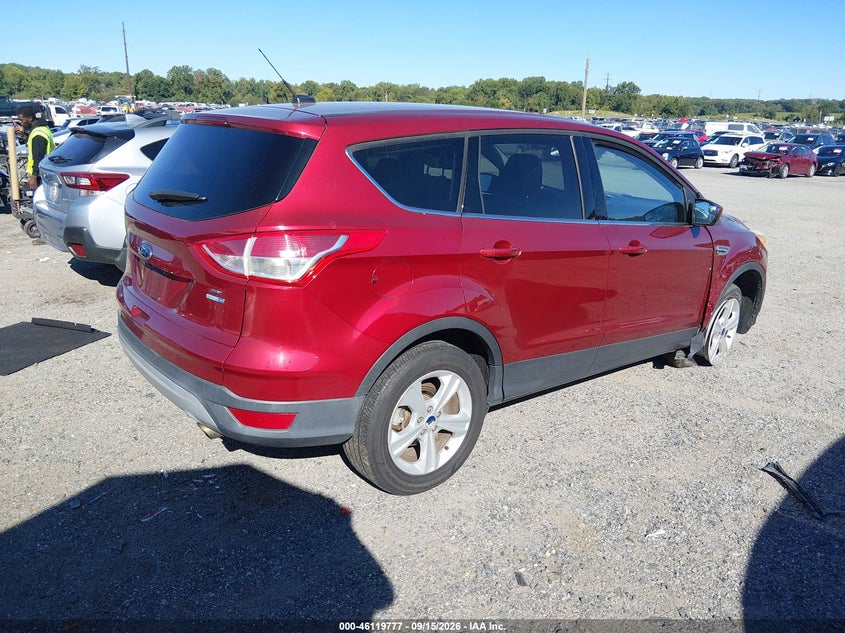 Vin: 1fmcu9gx2gua57923, lot: 46619497, ford escape se 20164