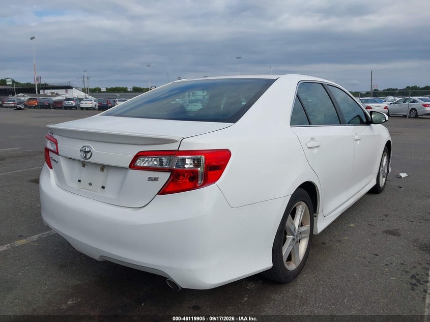 Vin: 4t1bf1fk5eu379014, lot: 46619625, toyota camry se 20144