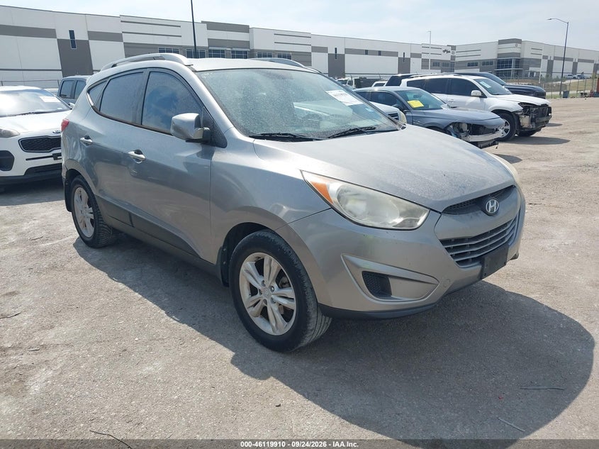 Vin: km8ju3ac6bu147336, lot: 46619630, hyundai tucson gls 2011 img_1