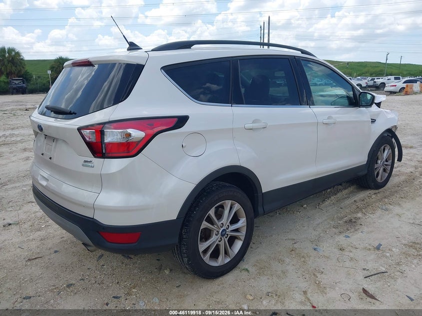 Vin: 1fmcu0hd2juc73651, lot: 46619638, ford escape sel 20184