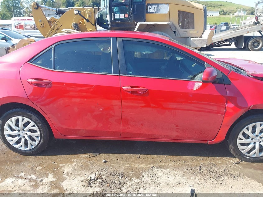 TOYOTA COROLLA - zdjęcie 14