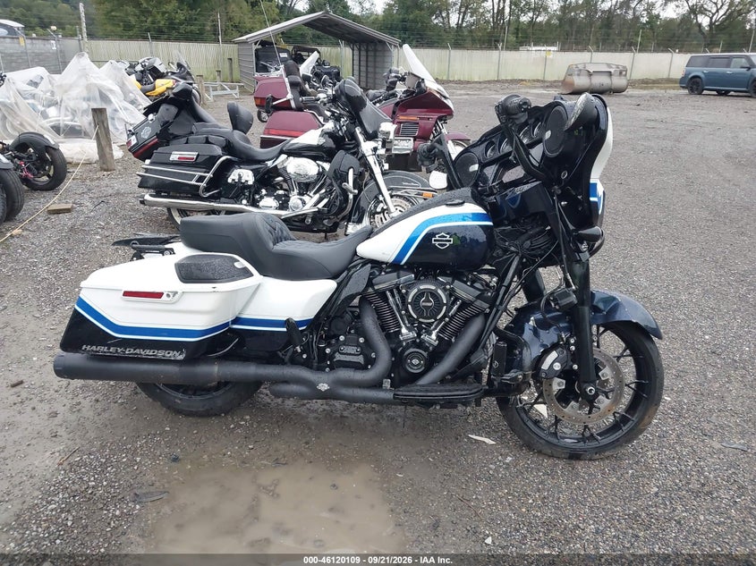HARLEY-DAVIDSON FLHXS 2021
