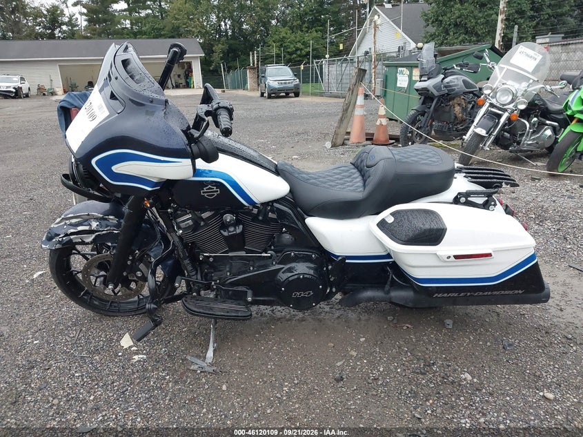 HARLEY-DAVIDSON FLHXS 2021