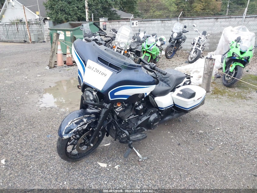 HARLEY-DAVIDSON FLHXS 2021