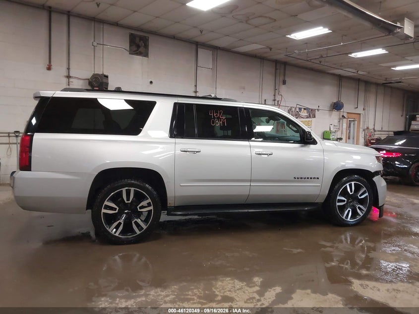 CHEVROLET SUBURBAN - zdjęcie 13