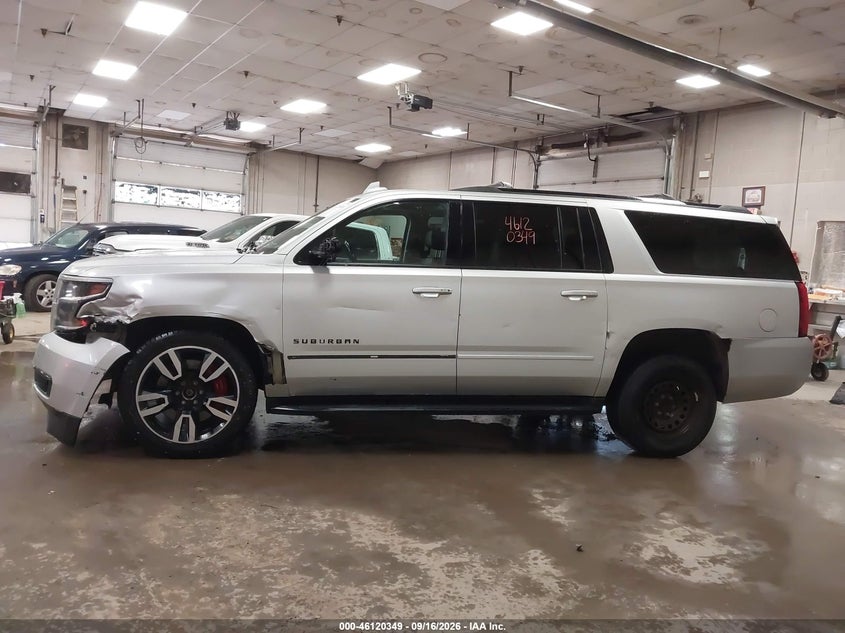 CHEVROLET SUBURBAN - zdjęcie 14