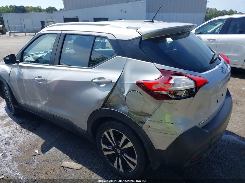 2018 NISSAN KICKS SV · Фото 6