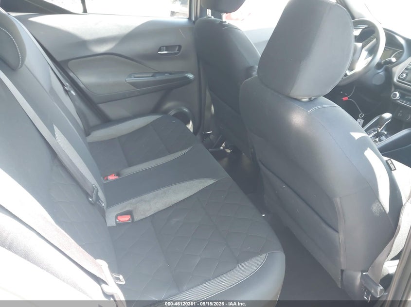 2018 NISSAN KICKS SV · Фото 8