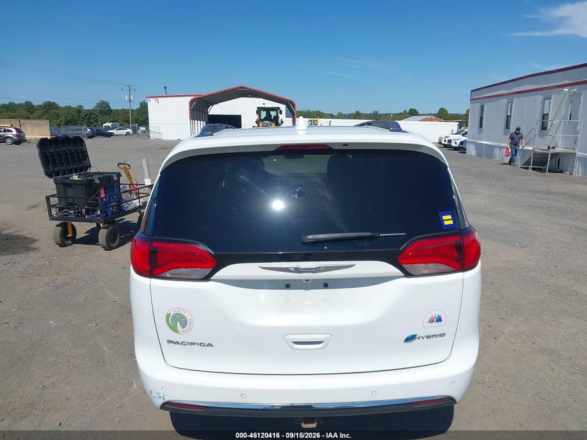 CHRYSLER PACIFICA HYBRID - zdjęcie 16
