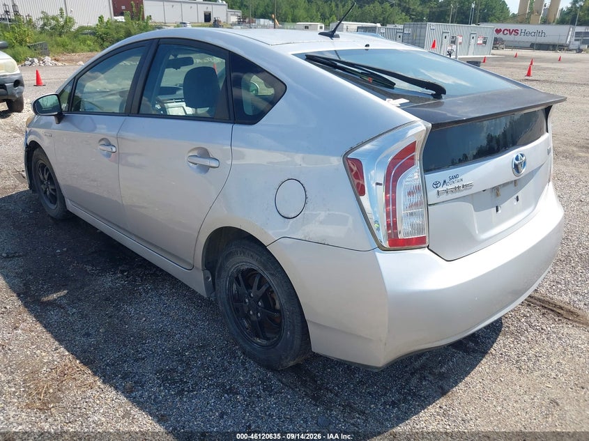 2013 TOYOTA PRIUS auction photo 3